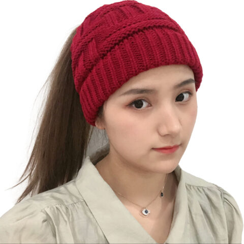 Stylish Women’s Winter Beanie – Wool Material